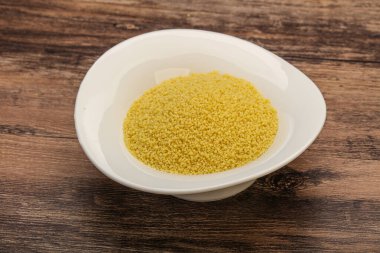 Yemek pişirmek için klozette çiğ öksürük yığını