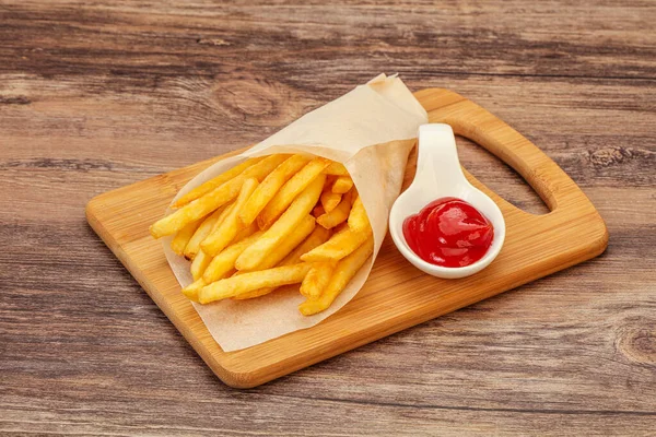 Pommes Frites Mit Tomatensauce — Stockfoto