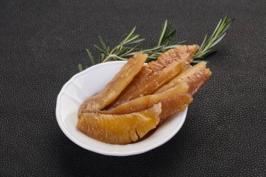 Kavanozda havyar turşusu.