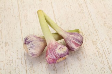 Taze aromalı sarımsak yığını