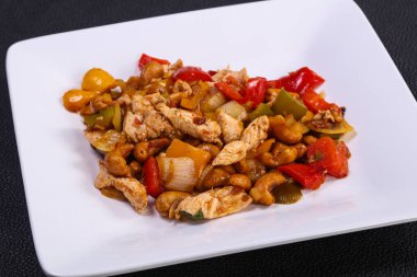 Asya mutfağı - Sebzeli kızarmış domuz eti