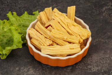 Kore kuşkonmazı (fuzhou) geleneksel salata kasede