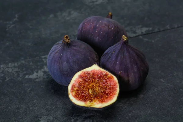 Ripe Sweet Fresh Sliced Fig Fruit — Stock Photo, Image