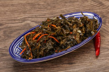 Havuçlu ve susamlı yosun kabağı.