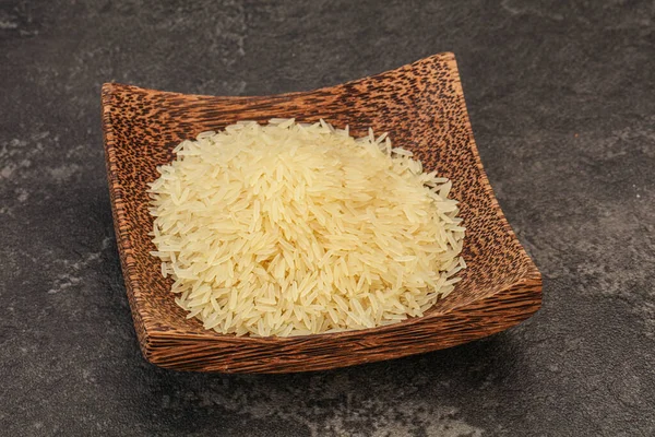 Tabakta Çiğ Hint Basmati Pilavı — Stok fotoğraf