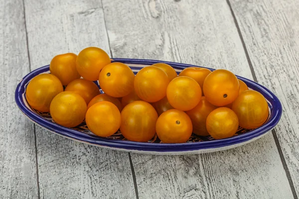 Fresh Yellow Tasty Cherry Tomato Heap — Stock Photo, Image