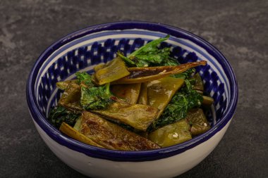 Kavrulmuş yeşil fasulye ve lahana ile Vagan mutfağı