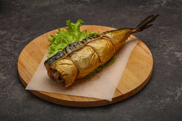 Uzené Chutné Makrely Ryby Svačinka Přes Palubu — Stock fotografie