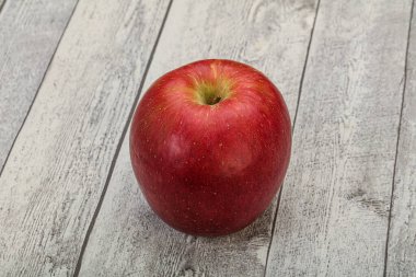 Bekar Kırmızı tatlı elma meyvesi