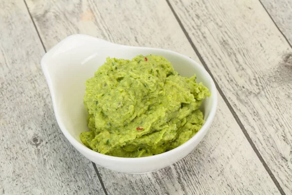 Fűszeres Avokádó Guacamole Szósz Chili Paprikával — Stock Fotó