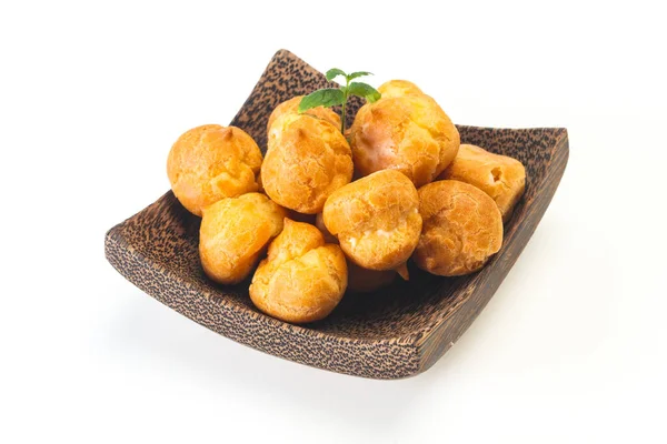 Sweet Tasty Profiteroles Heap Bowl Served Mint — Stock Photo, Image