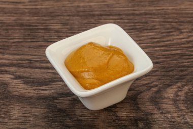 Kasede baharatlı hardal sosu