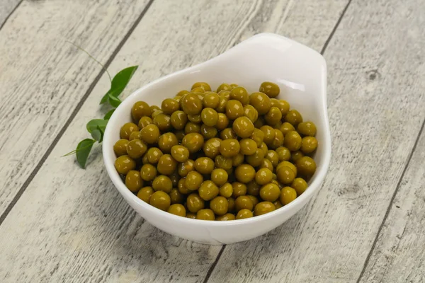 Canned Green Peas Bowl Served Leaves — Stock Photo, Image