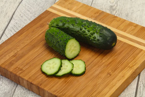 Mûr Vert Frais Deux Concombres Prêts Pour Végétalien — Photo