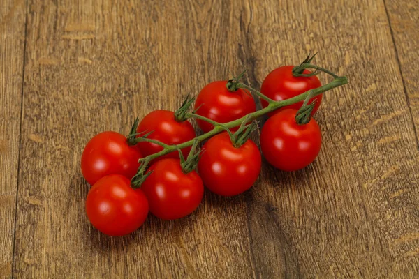 Ripe Tasty Tomatoes Branch — Stock Photo, Image