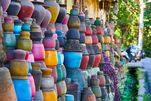 Loja Artesanato Cerâmica Local Pequena Rua Ubud Bali Monte Vasos — Fotografia de Stock