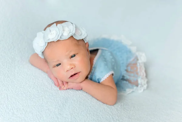 Cute newborn baby girl — Stock Photo, Image