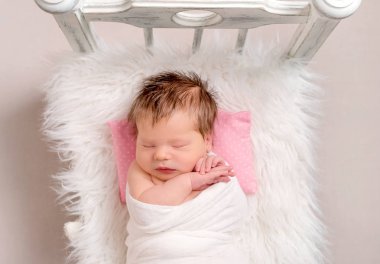 Tatlı küçük bebek tatlı uyku