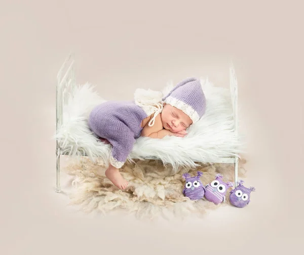 Schattige baby zoet slapen — Stockfoto