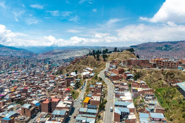 Vista superior de los suburbios bolivianos — Foto de Stock