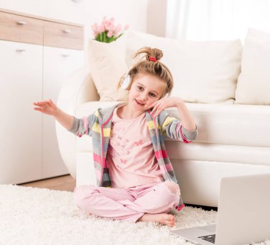 Küçük kız video kayıt