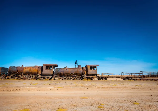 Gran cementerio de trenes, Uyuni, Bolivia — Foto de Stock