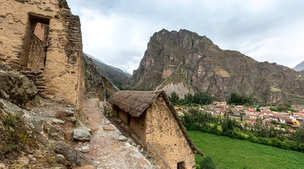 Ruines antiques de la forteresse — Photo