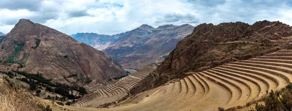 Az Incan romjainak teraszai Pesacban, Peruban — Stock Fotó