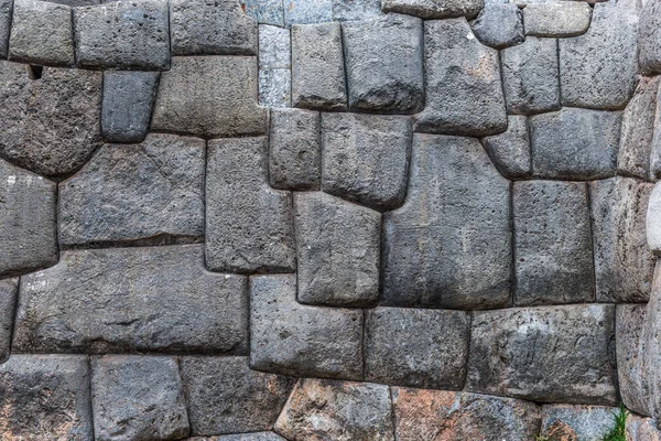 Bakstenen van stenen muren van Saksaywaman — Stockfoto