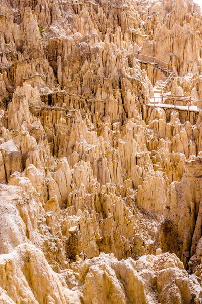 Mountain path in Moon Valley, Bolivia — Stock Photo, Image