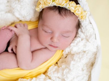 Küçük bebek tatlı uyku