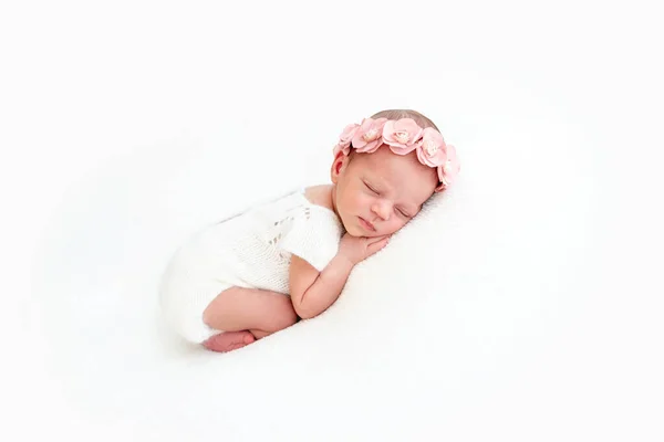 Sleeping newborn baby girl — Stock Photo, Image