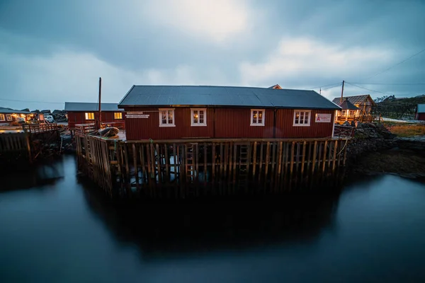 Norwegisches Dorf Bei Nacht — Stockfoto