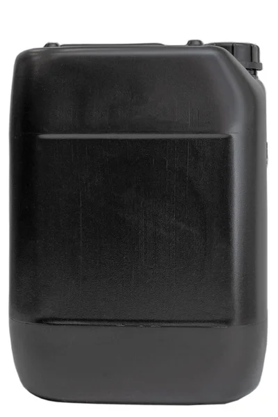 Contenedor de plástico para aceite de motor aislado sobre fondo blanco, Botella negra. Con lugar para texto o etiqueta — Foto de Stock