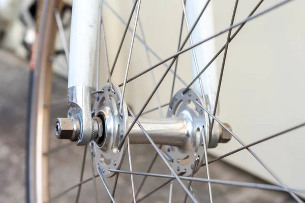 Egysebességes vagy fix kerékpár váltó. retro kerékpár — Stock Fotó