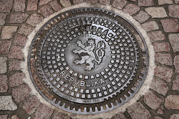 Prague Czech Republic November 2013 Street Manhole Cover Paving Stones — Stock Photo, Image