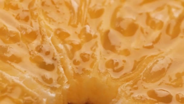 Geschnittene reife Orange — Stockvideo