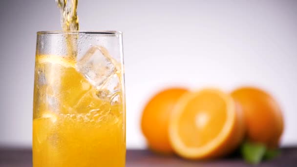 Verre de limonade orange — Video