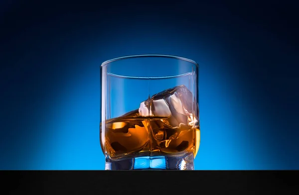 Glas whisky — Stockfoto