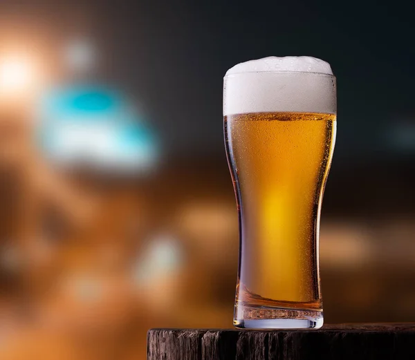 Glas licht bier — Stockfoto