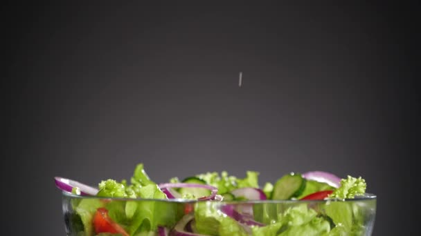 Dělat salát. — Stock video