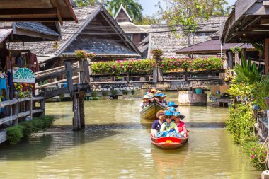 Pattaya, Tayland - 11 Mart 2018: Pattaya, Tayland bir yaz günü, Suüstü pazarı