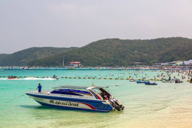 Pattaya, Tayland - 29 Mart 2018: Koh Lan Adası, bir yaz günü Tayland