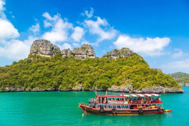 Samui, Tayland - 29 Mart 2018: Mu Ko Ang Thong Milli Parkı, Tayland bir yaz günü