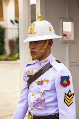 Bangkok, Tayland - 22 Mart 2018: Kings muhafız Grand Royal Palace Bangkok bir yaz günü içinde