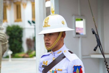 Bangkok, Tayland - 22 Mart 2018: Kings muhafız Grand Royal Palace Bangkok bir yaz günü içinde
