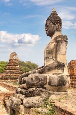 Ayutthaya Historical Park Ayutthaya, Tayland bir yaz günü içinde