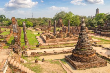 Ayutthaya Historical Park Ayutthaya, Tayland bir yaz günü içinde