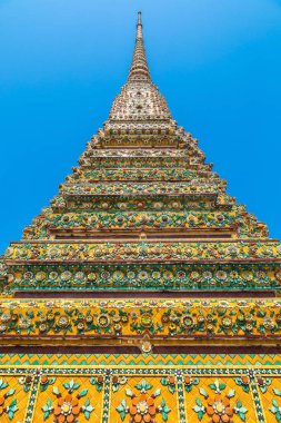 Wat Pho tapınakta bir yaz günü Bangkok