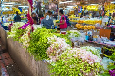 Bangkok, Tayland - 22 Mart 2018: Bir yaz günü Chinatown Bangkok, Tayland, çiçek pazarı